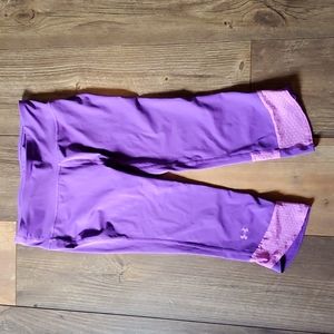 Under Armor purple Capri